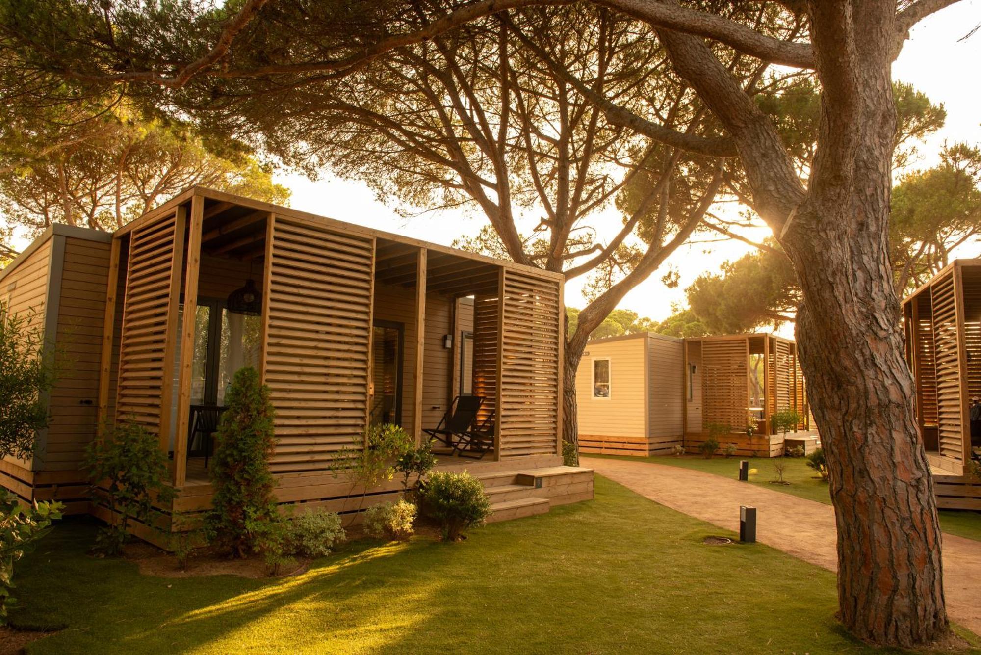 Camping & Bungalows Platja Brava Pals Exterior photo