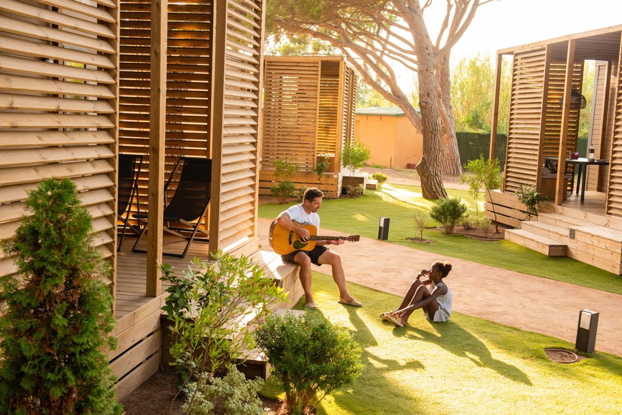 Camping & Bungalows Platja Brava Pals Exterior photo